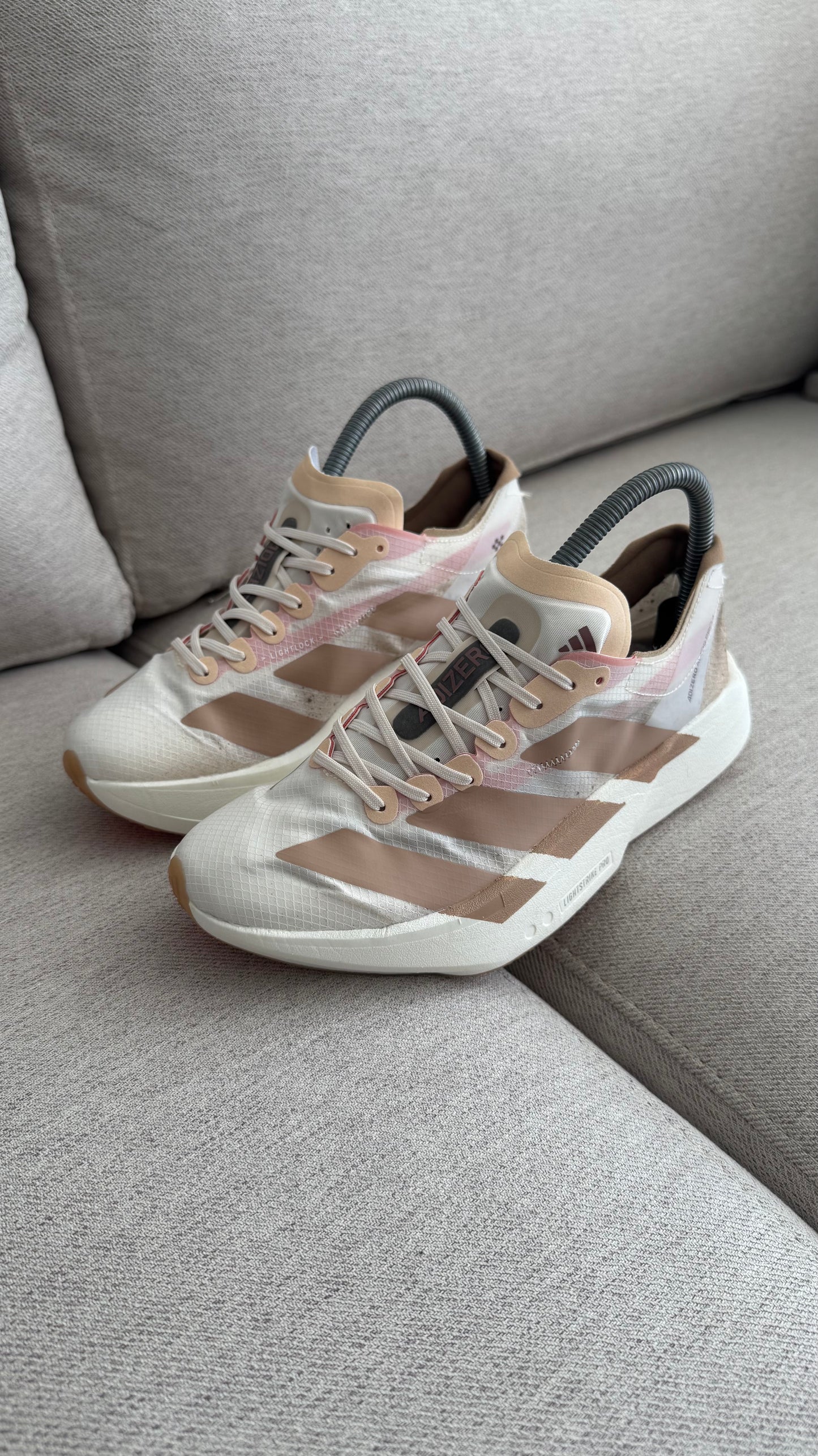 ADIDAS ADIZERO BLANCO BEIGE