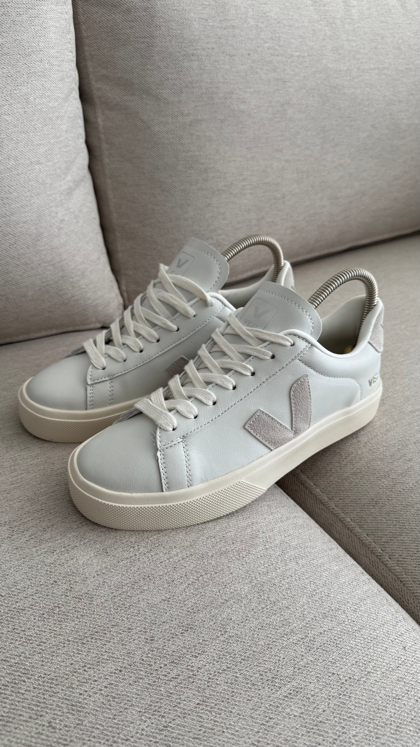 VEJA BLANCO BEIGE