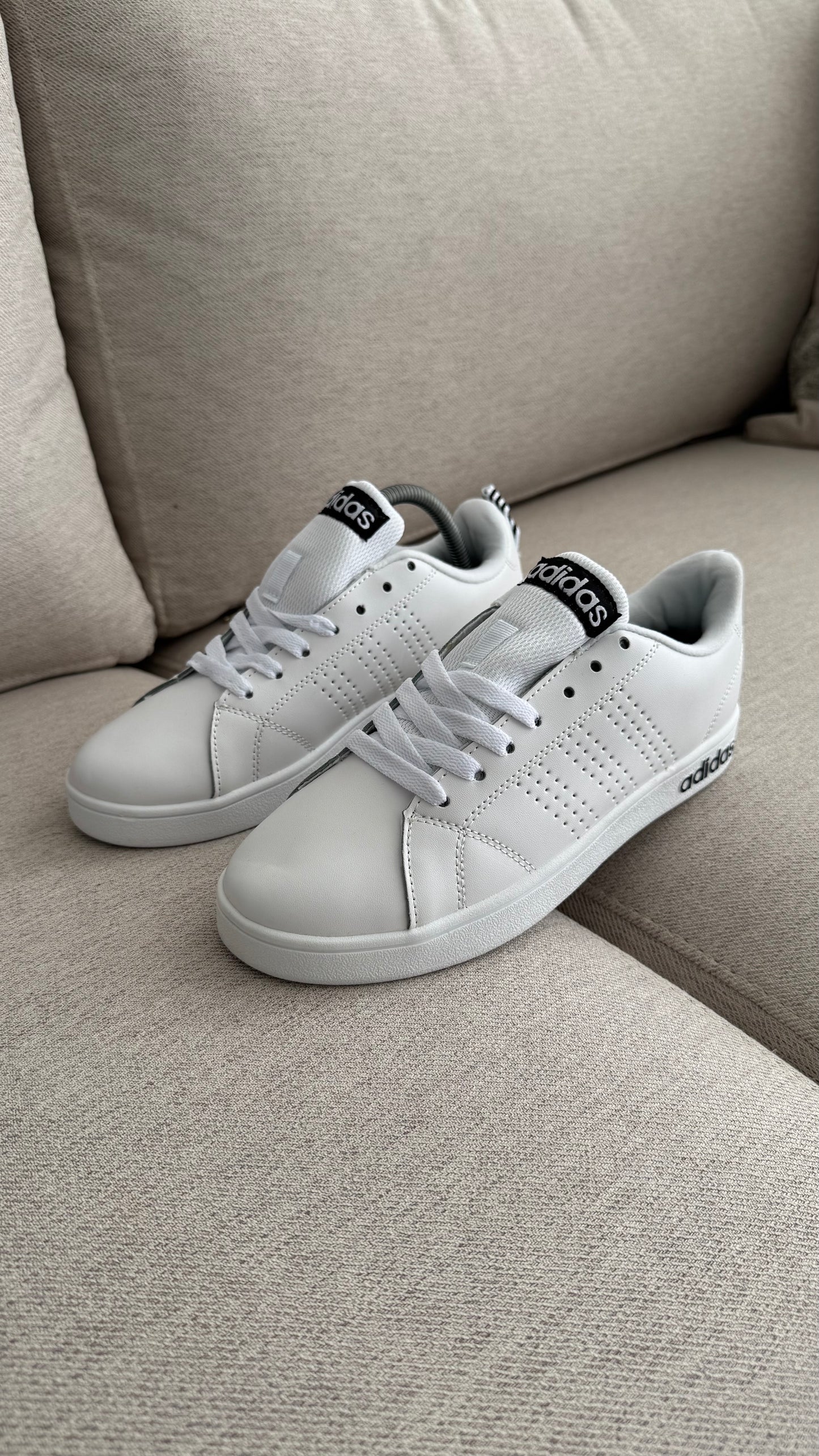 ADIDAS NEO CLASICO BLANCO