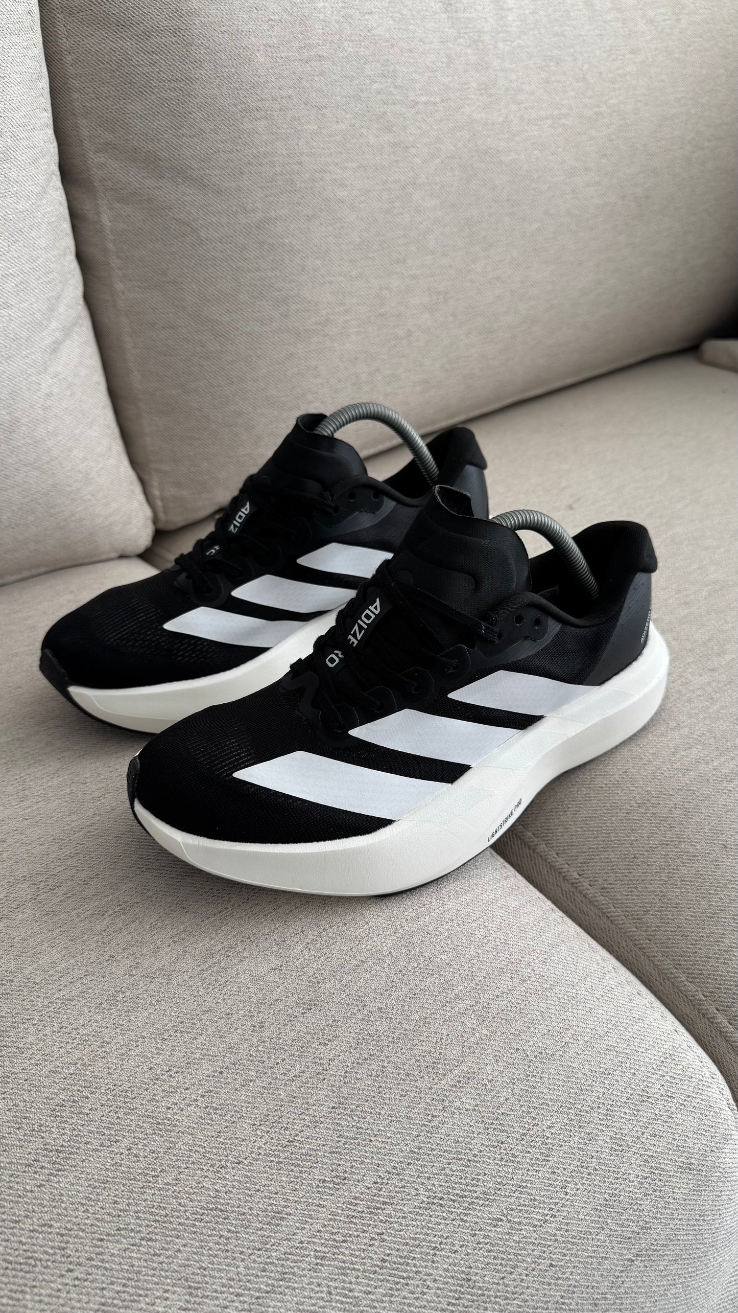 ADIZERO NEGRO BLANCO