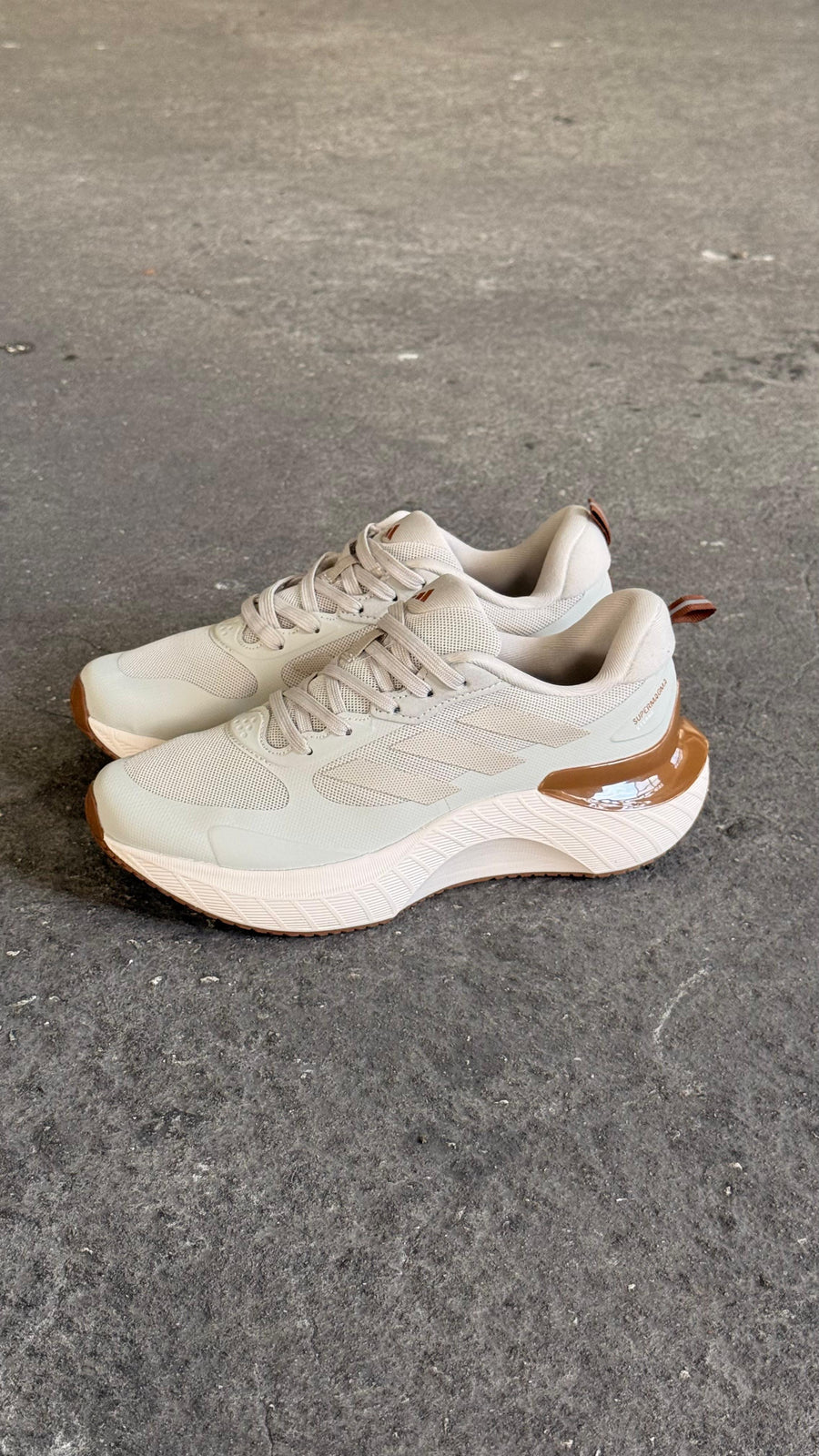ADIDAS SUPERMAGMA BEIGE CREMA