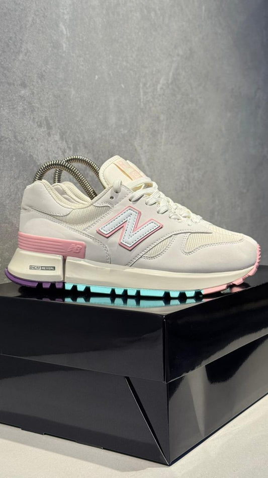 NEW BALANCE 1300 BLANCO ROSADO
