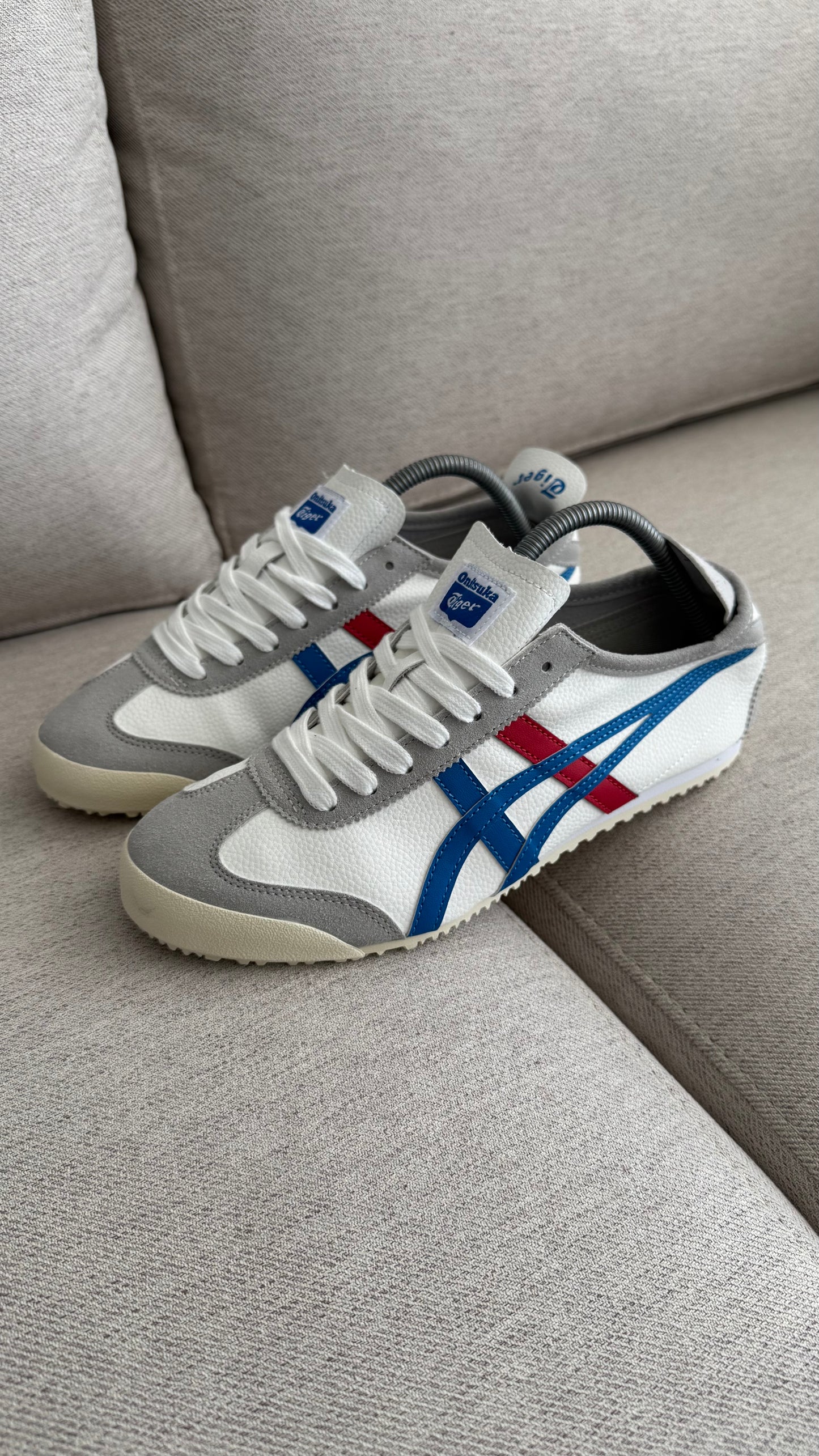 ONISUKA BLANCO JUNIOR