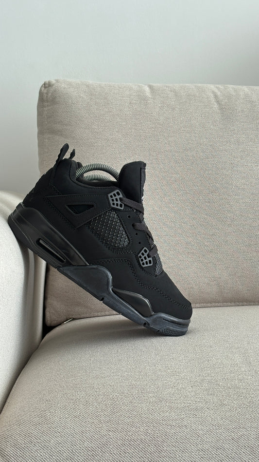 JORDAN R4 NEGRA