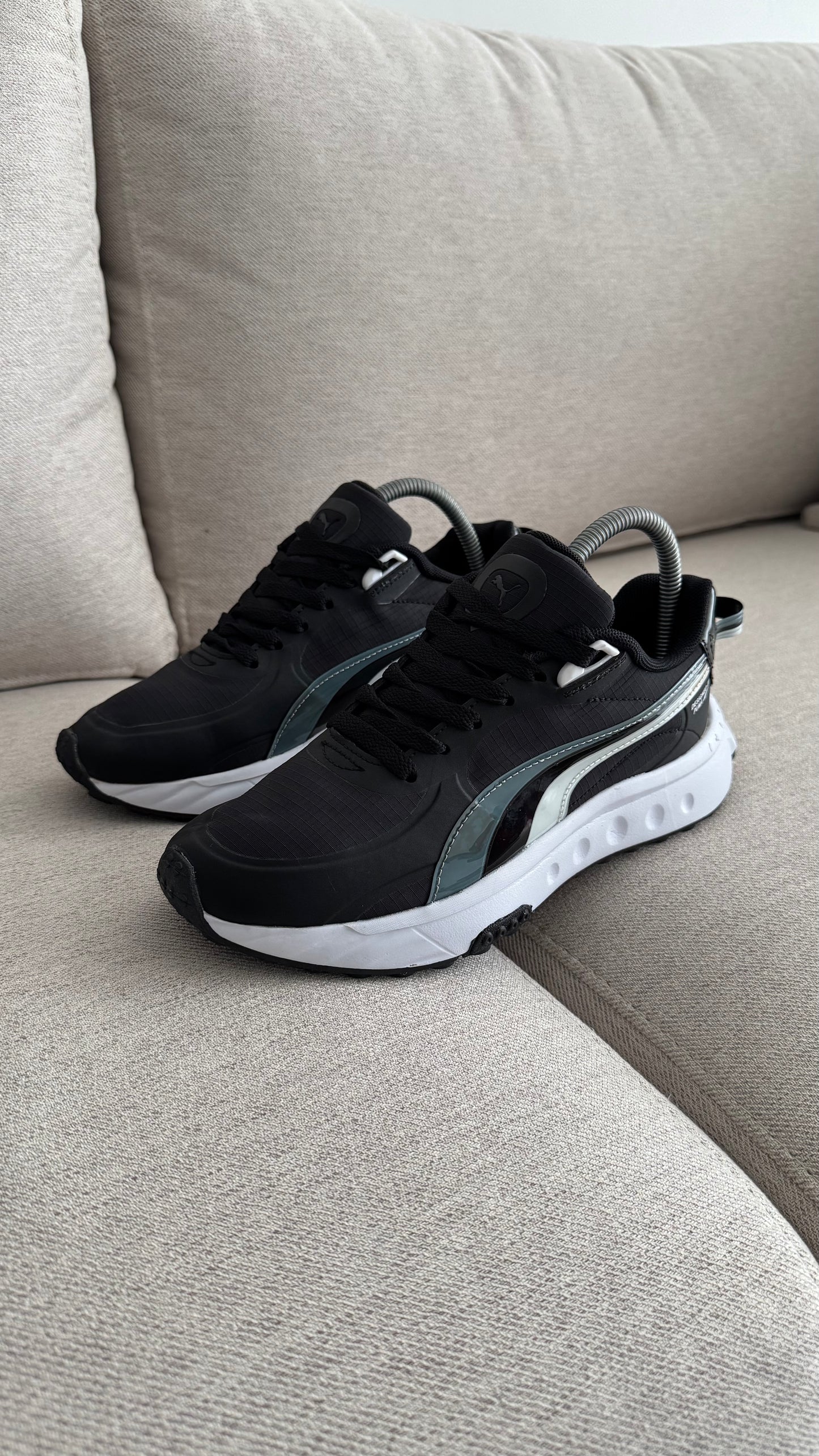PUMA NEYMAR NEGRO BLANCO