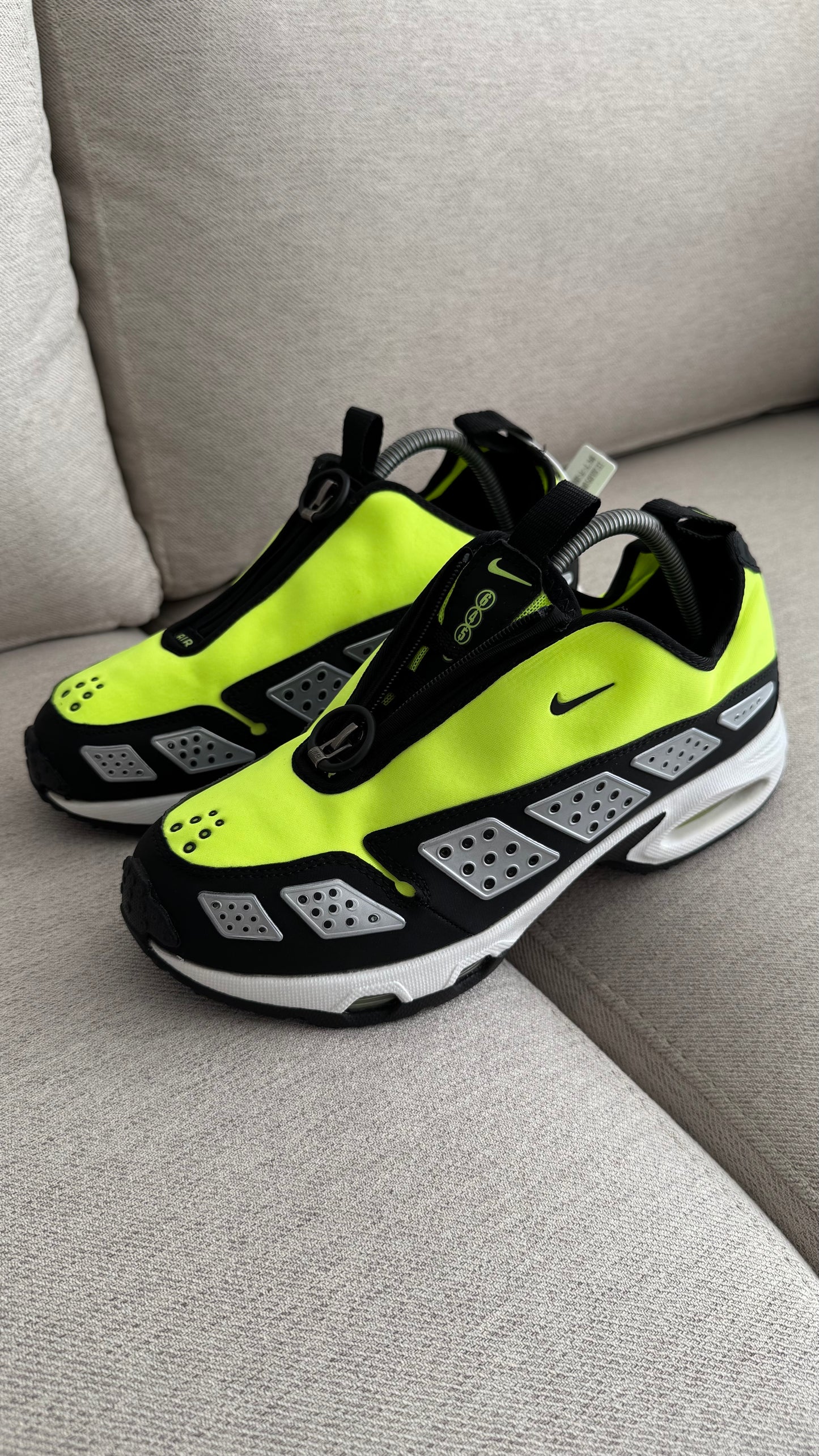 NIKE SUNDER VERDE NEGRO