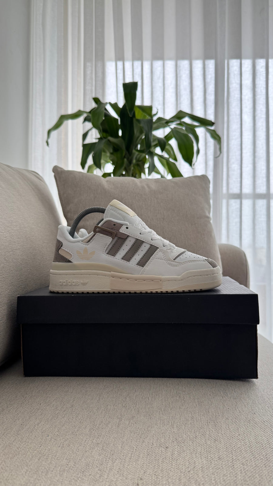 ADIDAS FORUM BLANCO GRIS PROMO