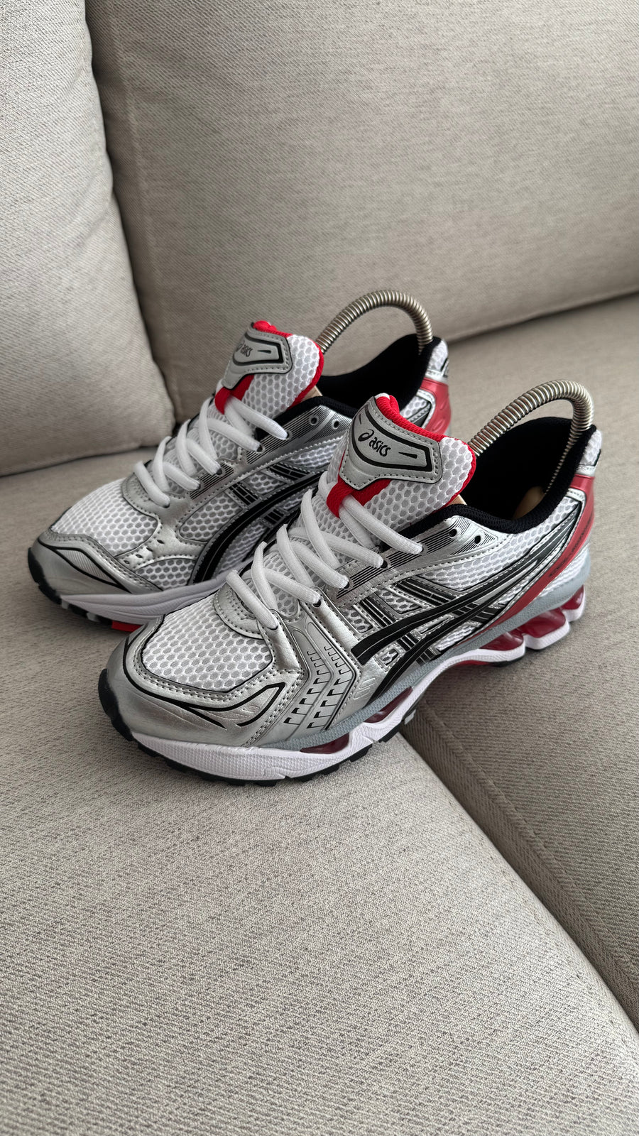 ASICS ARCANGEL PLATA ROJO