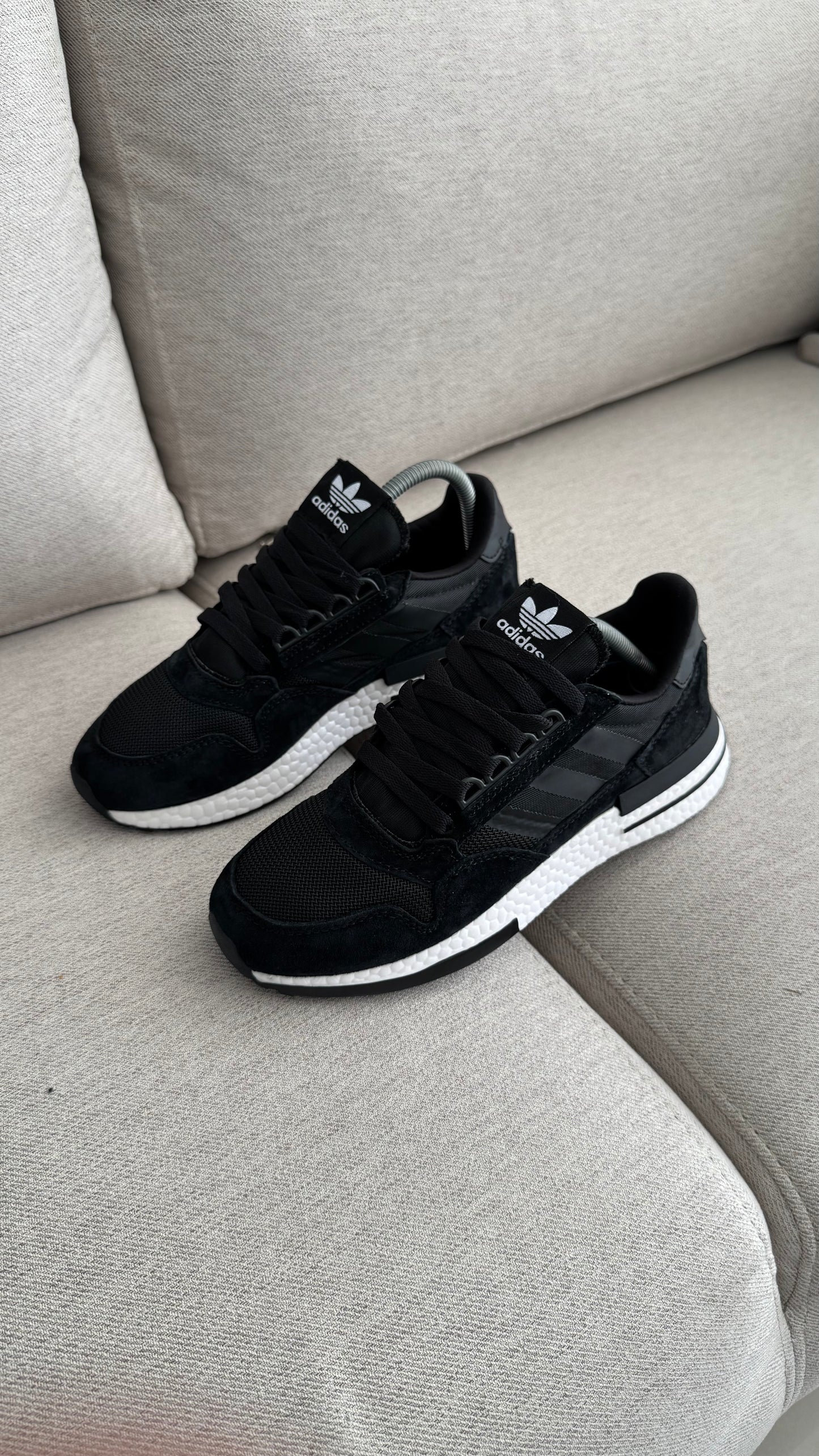 ADIDAS ZX NEGRO BLANCO