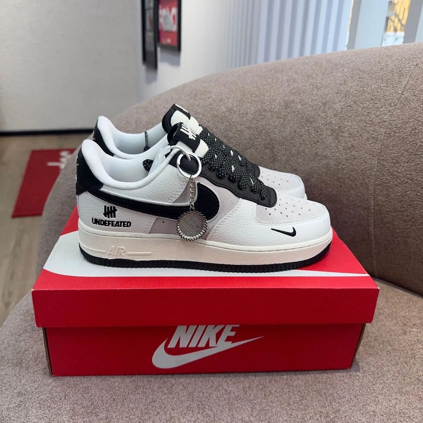 AF1 BEIGE NEGRON FULL