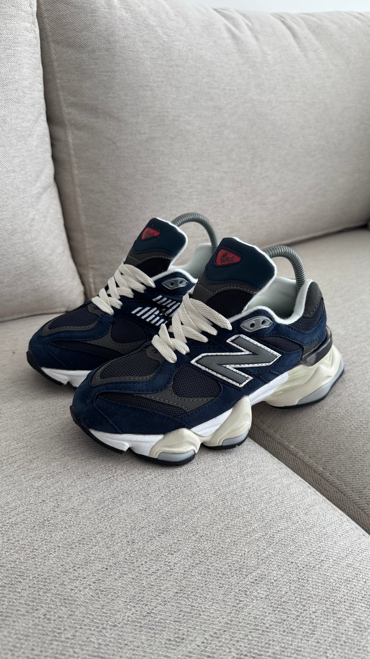 NEW BALANCE 9060 DAMA BEIGE AZUL