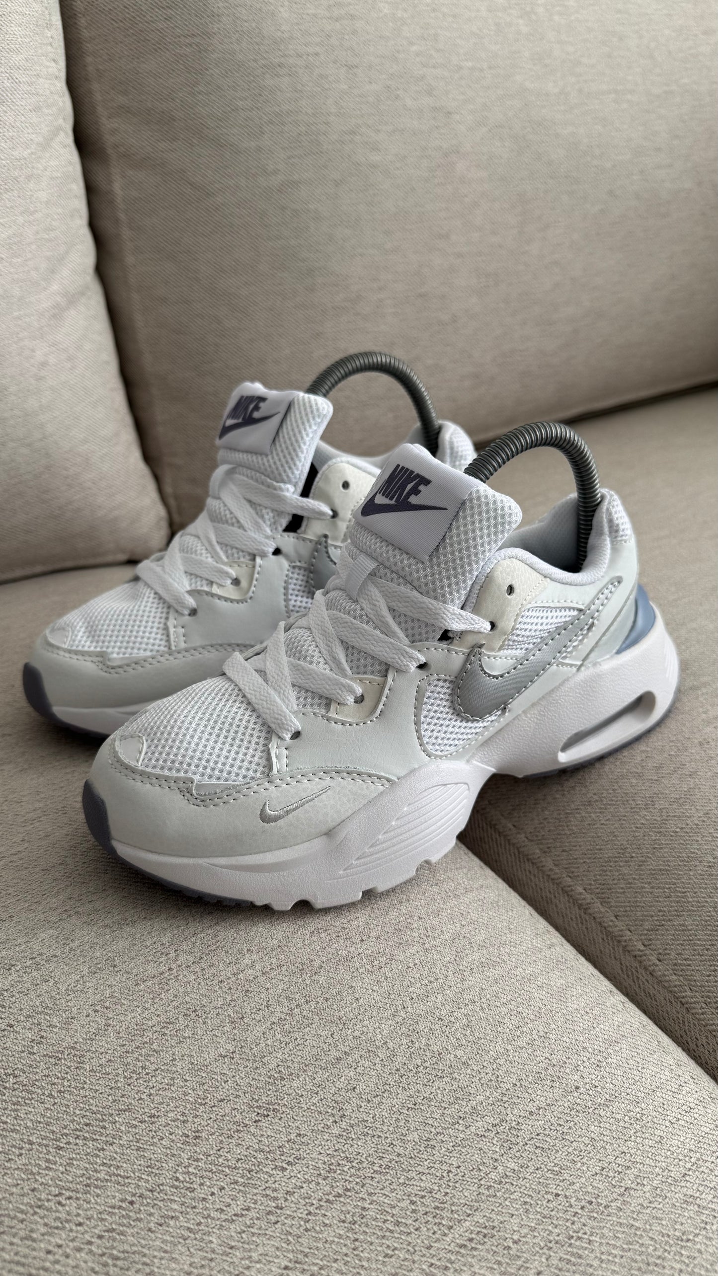 NIKE FUSION BLANCO LILA