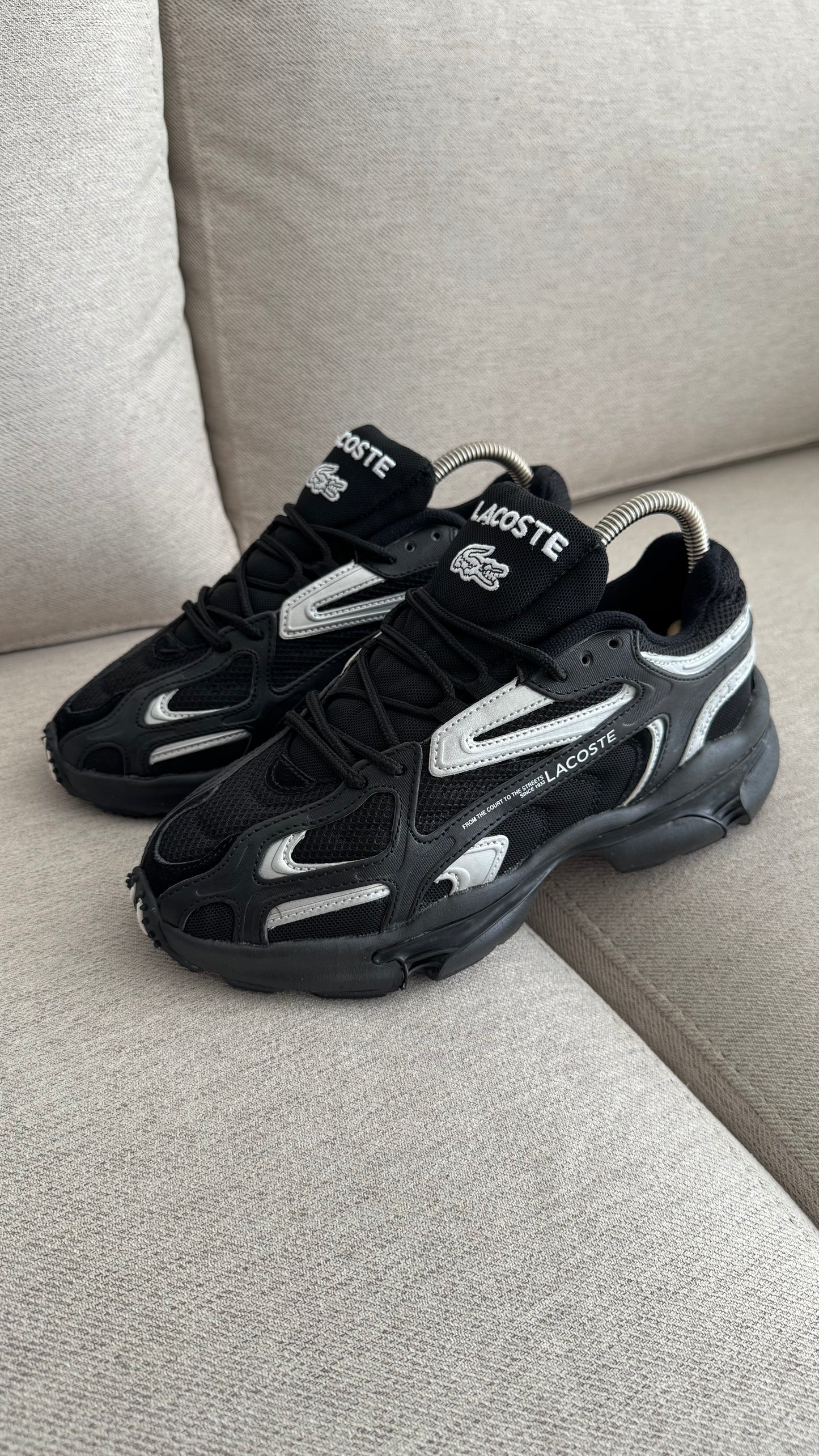 LACOSTE LC005 NEGRO PLATA