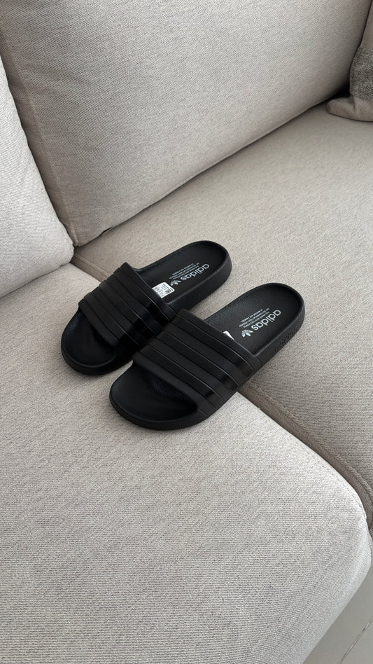 ADIDAS CHANCLAS NEGRAS