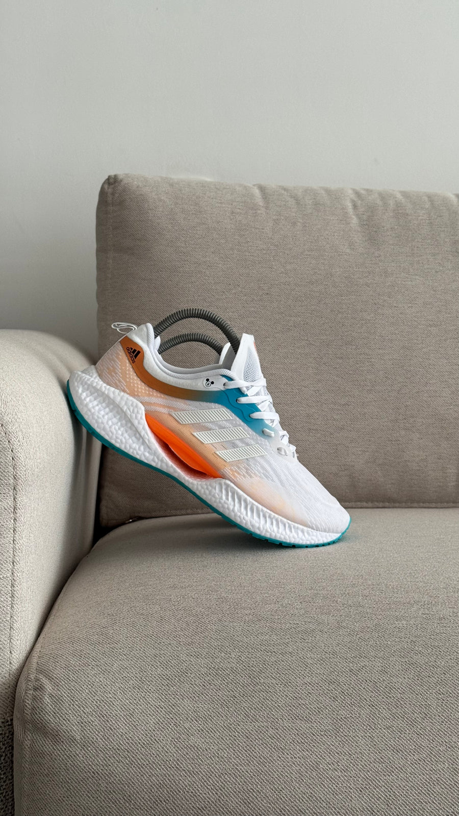 ADIDAS MICKEY BLANCO NARANJA
