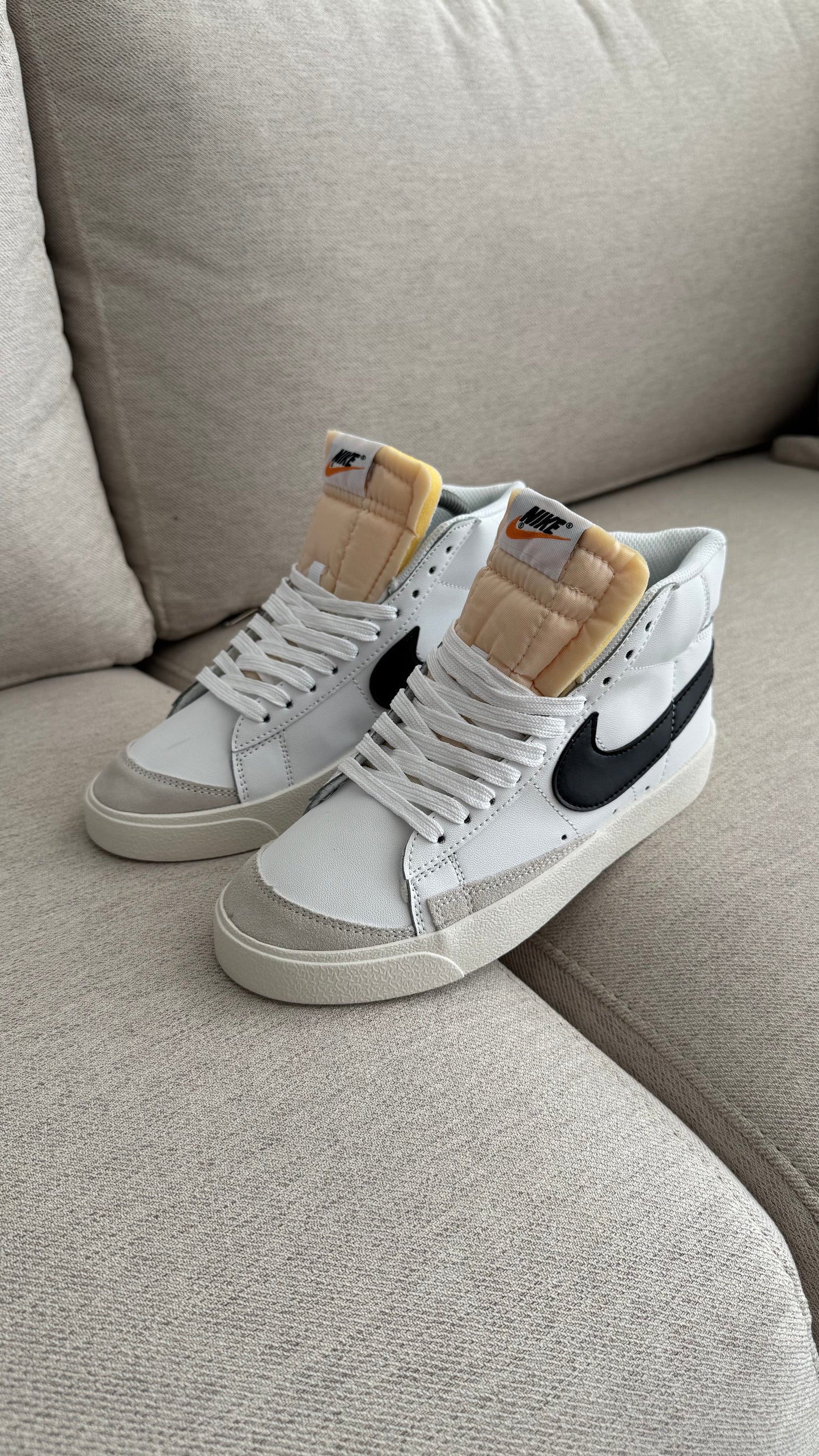 NIKE BLAZZER BOTA BLANCO