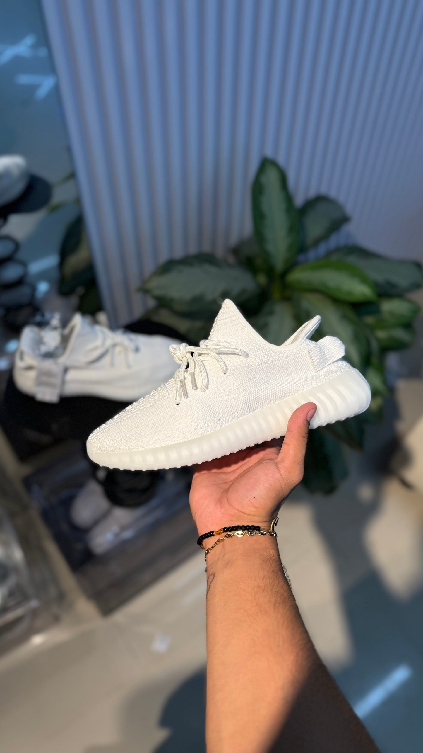 ADIDAS YEEZY BLANCA 350