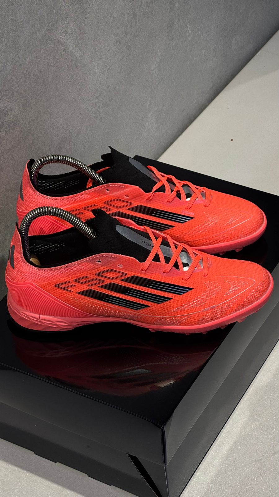 ADIDAS GUAYO SINTETICA F50 NARANJA