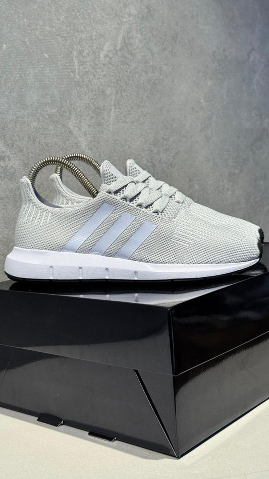 ADIDAS SUIT GRIS BLANCO
