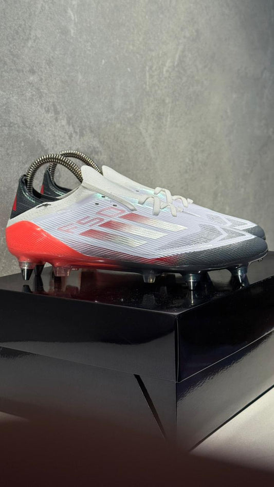 ADIDAS GUAYO F50 GRIS ROJO