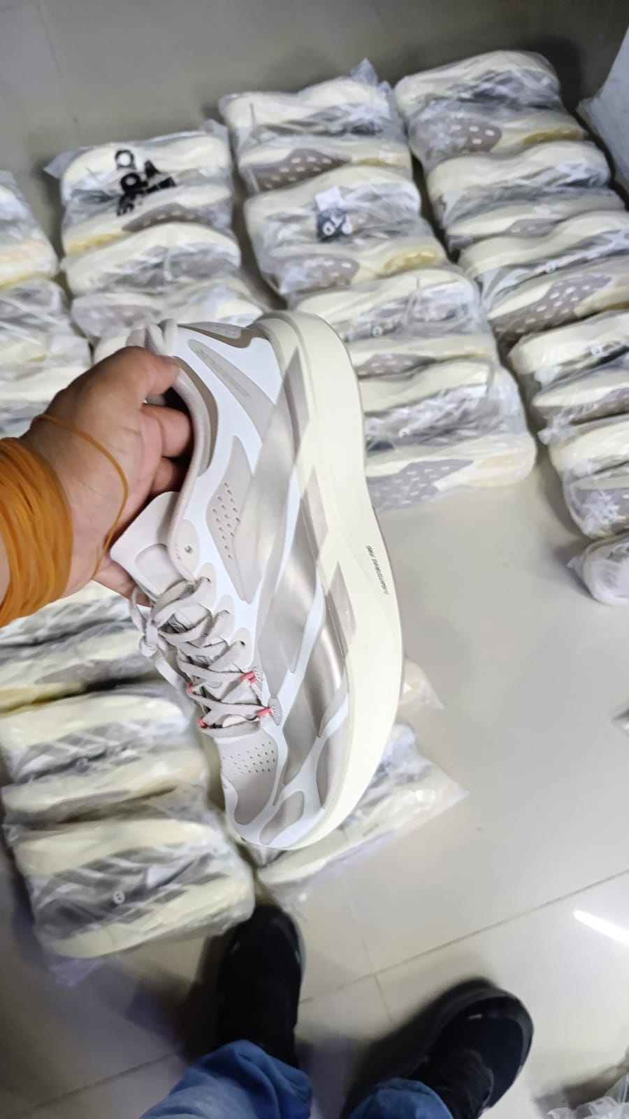 ADIDAS ADIZERO BLANCO BEIGE PLATA