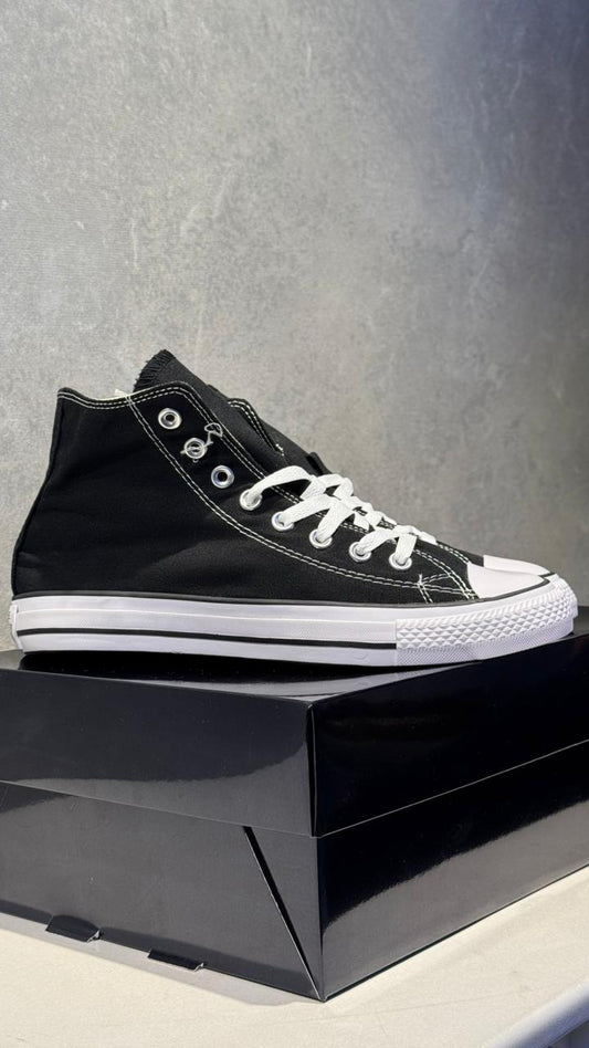BOTA CONVERSE NEGRO BLANCO