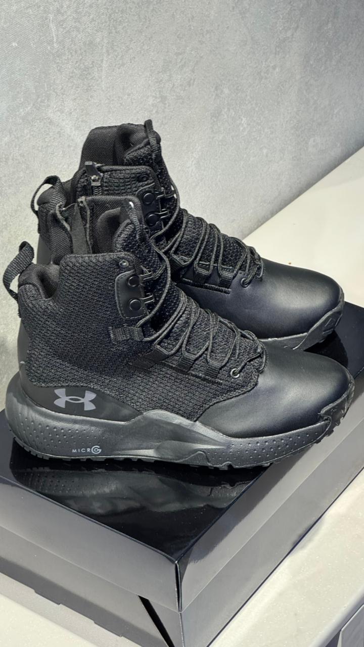 BOTA UNDER ARMOUR MICRO NEGRA