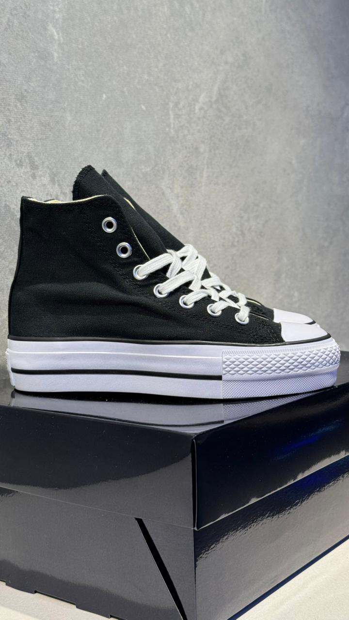 BOTA CONVERSE CLASICA NEGRO BLANCO PROMO