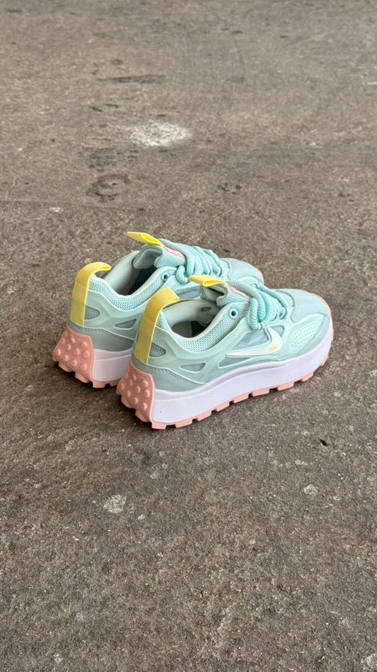 NIKE BALLELY VERDE MENTA PROMO