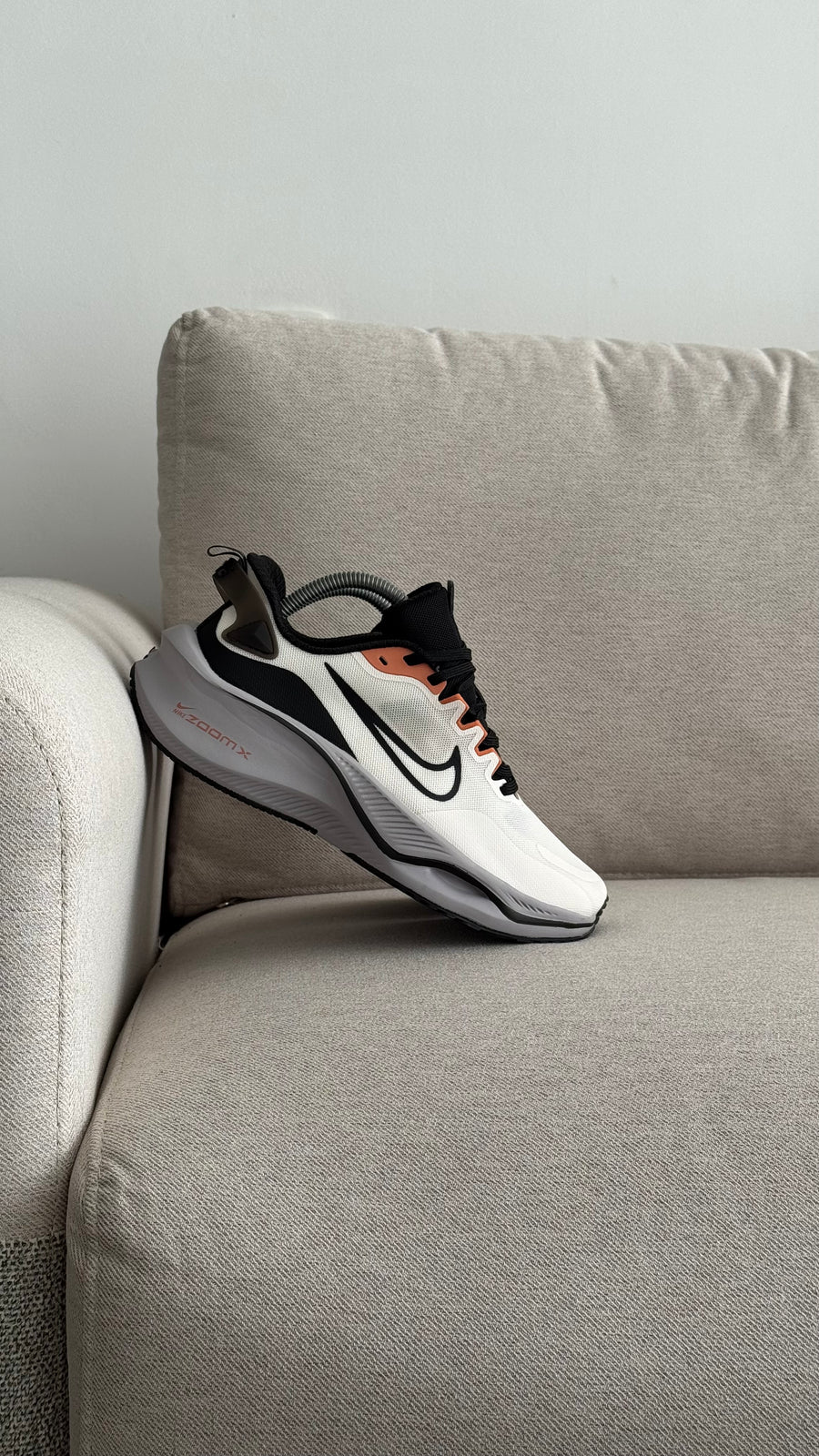 NIKE ZOOM CARITA BLANCO GRIS NEGRO