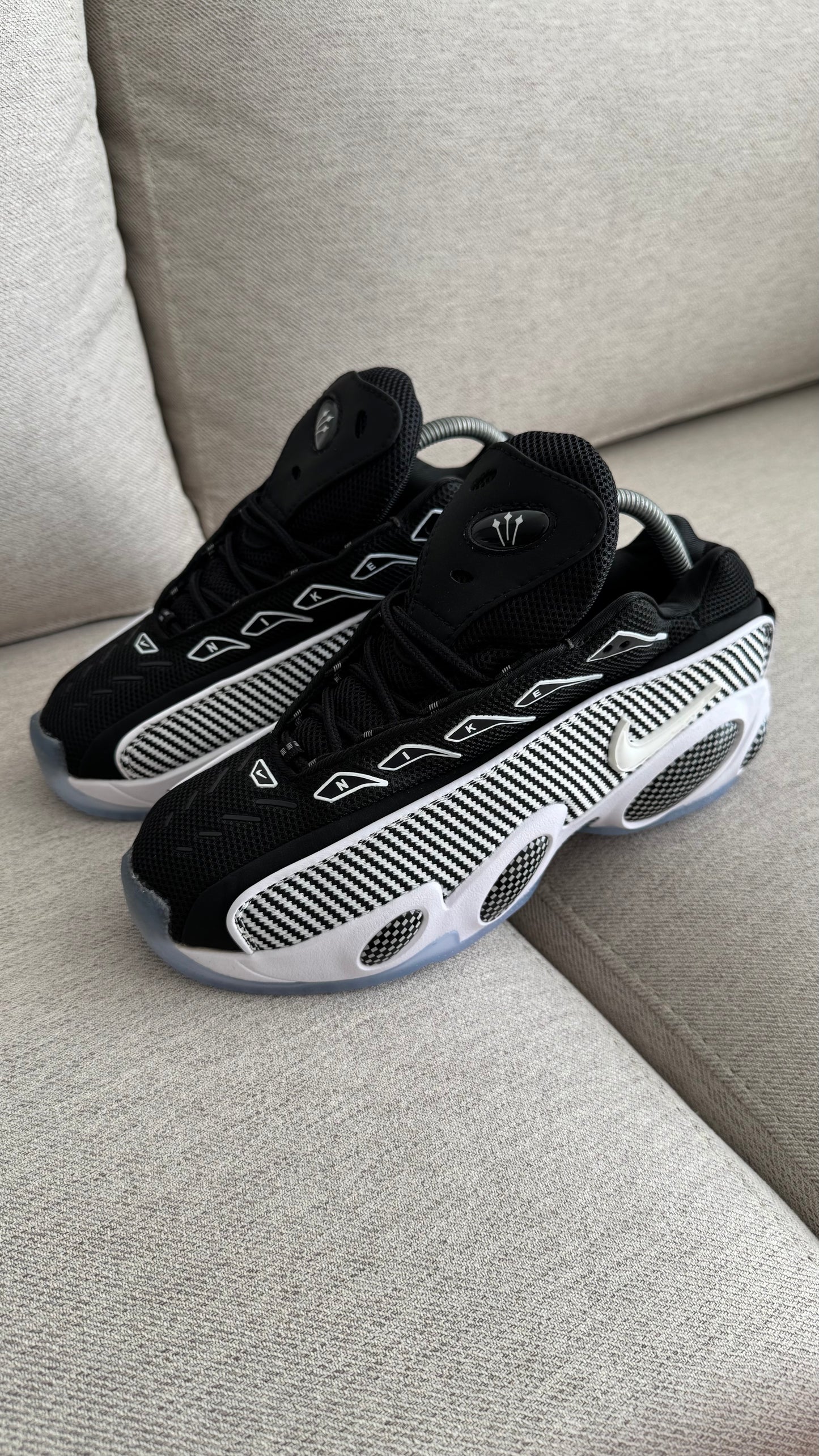 NIKE NOCTA NEGRO BLANCO