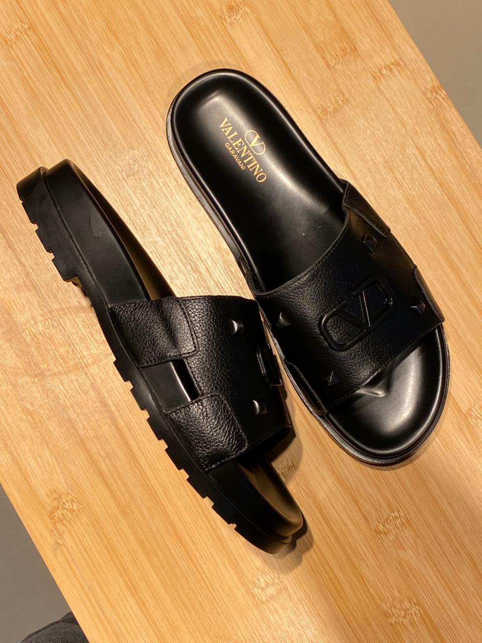 CHANCLAS VALENTINO NEGRO