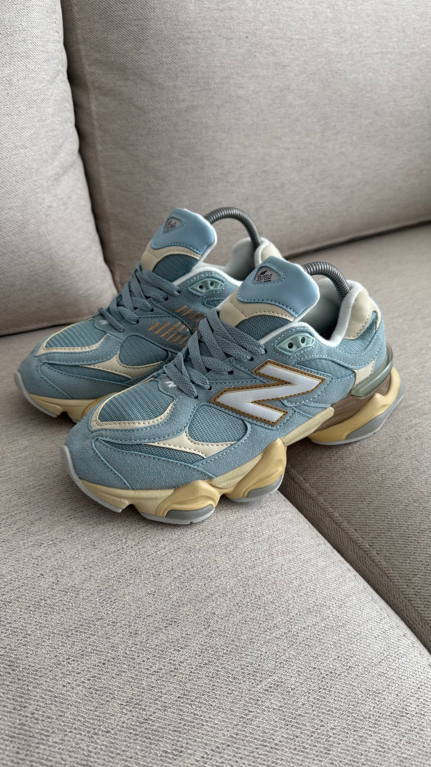 NEW BALANCE 9060 AZUL BEIGE