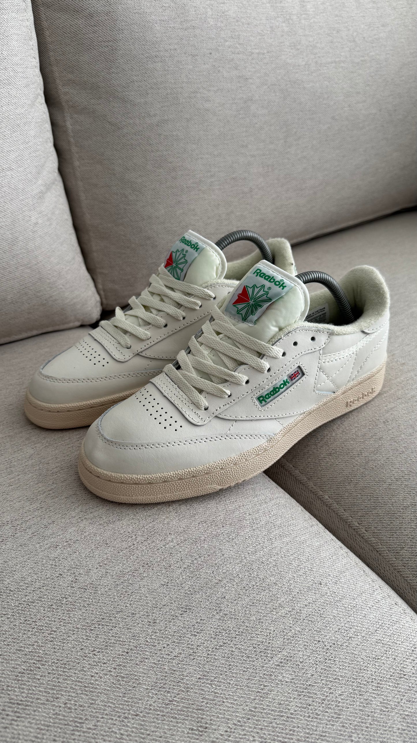 REBOOK TABLA BEIGE VERDE