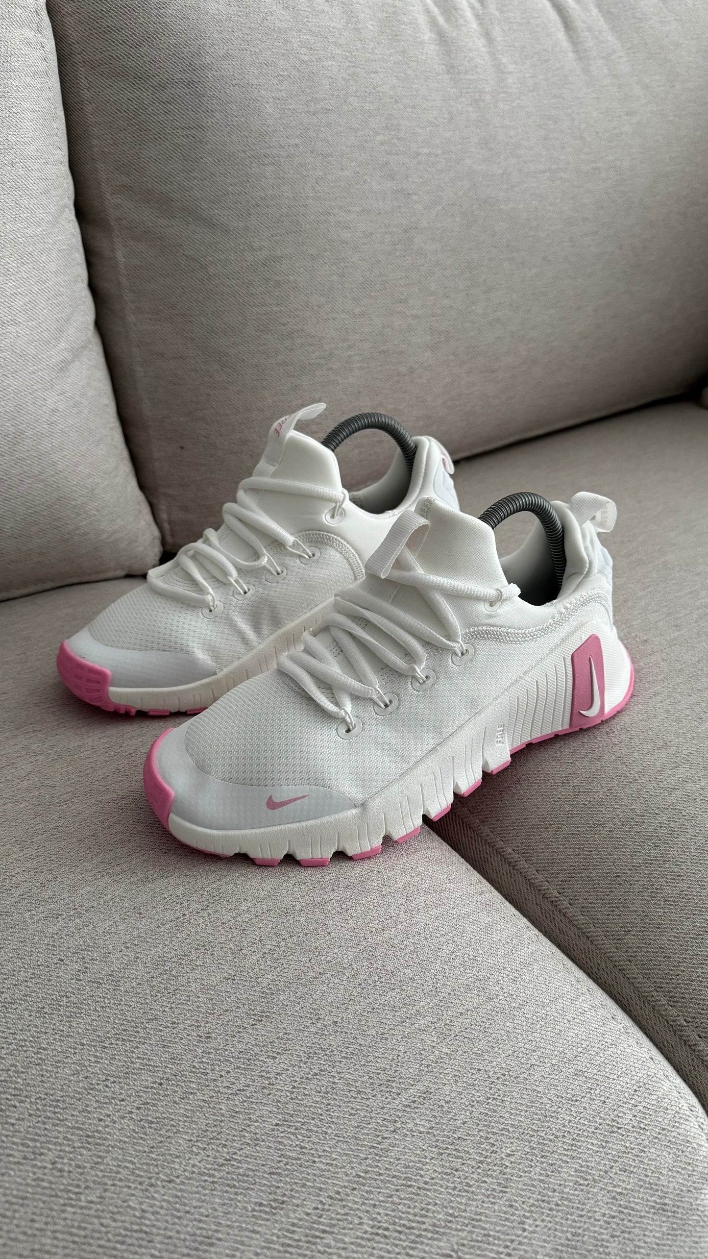 NIKE FREECOM BLANCO ROSA