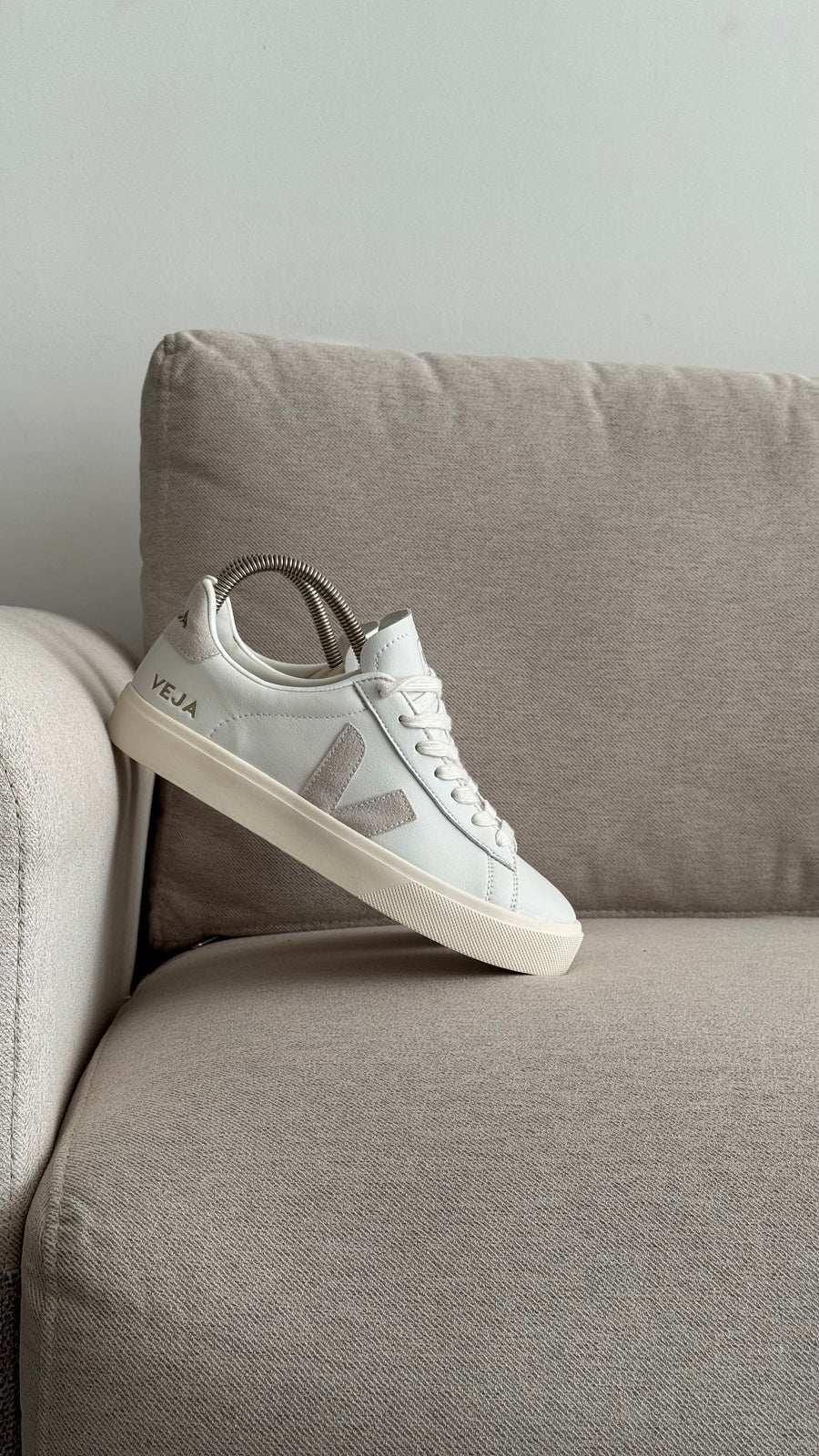 VEJA BLANCO BEIGE