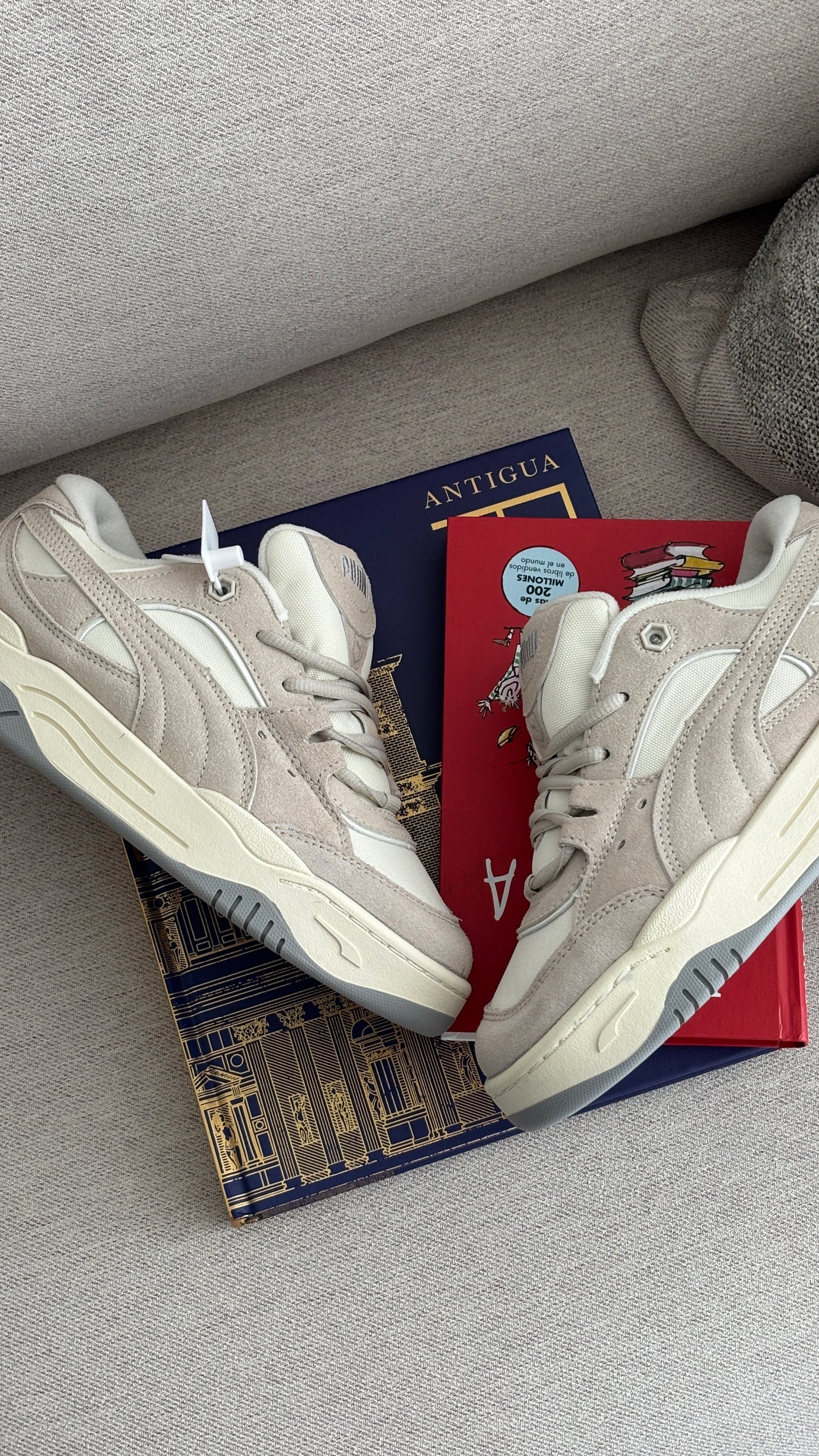 PUMA 180 BEIGE