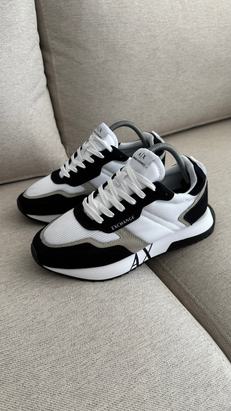 ARMANY BLANCO GRIS NEGRO