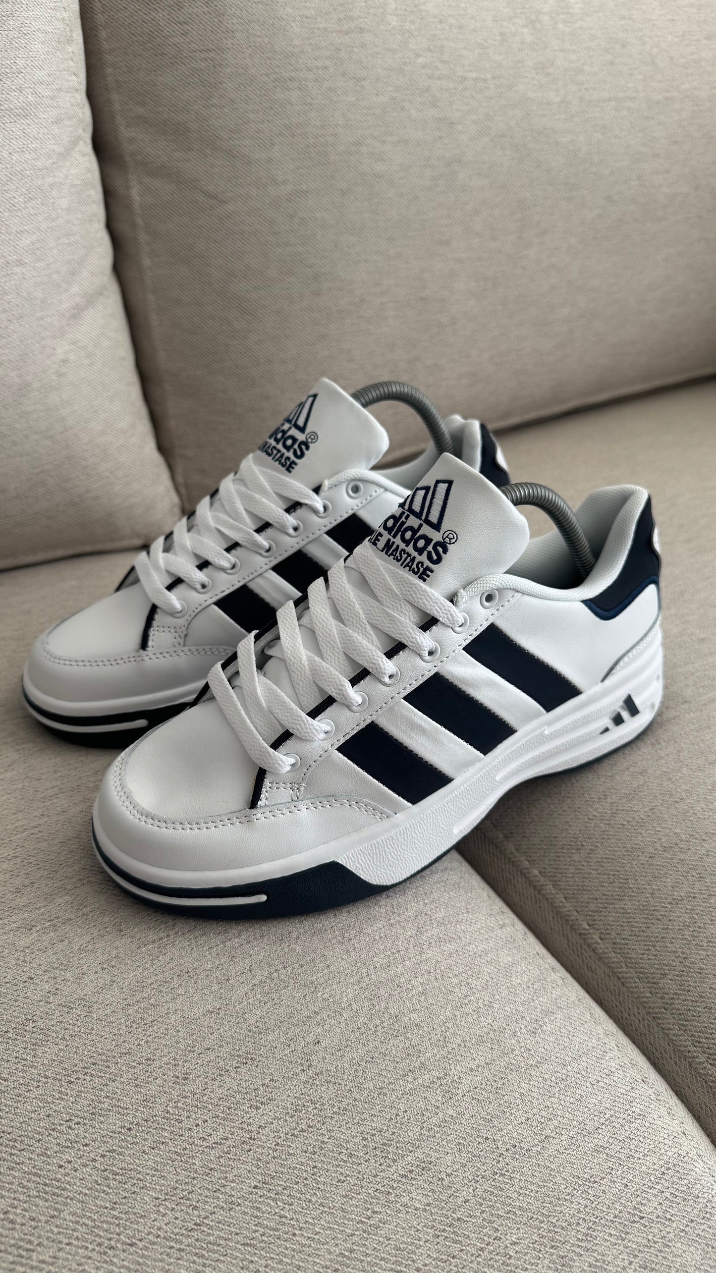 ADIDAS NASTASE BLANCO NEGRO