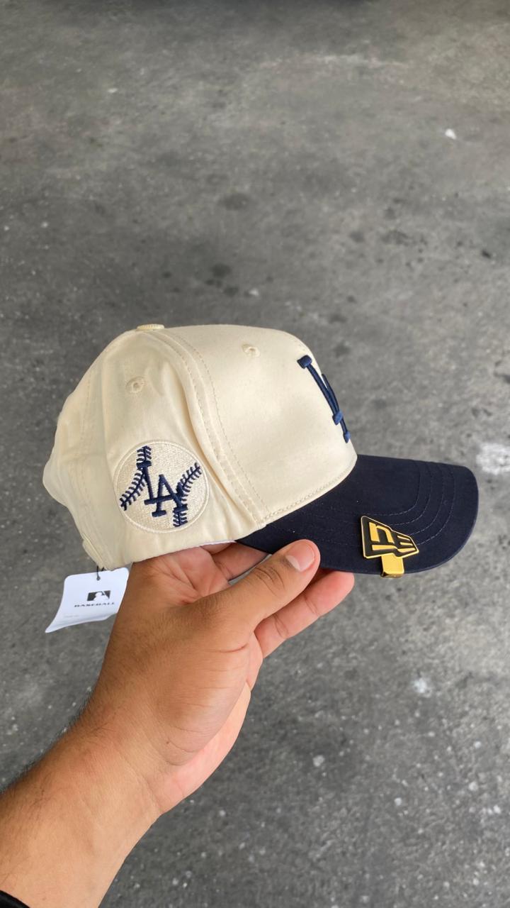 GORRA LOS ANGELES BEIGE AZUL