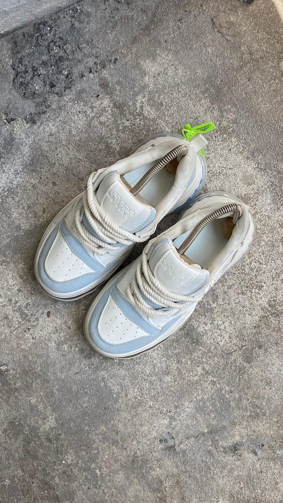 ADIDAS OGIY BEIGE AZUL PROMO