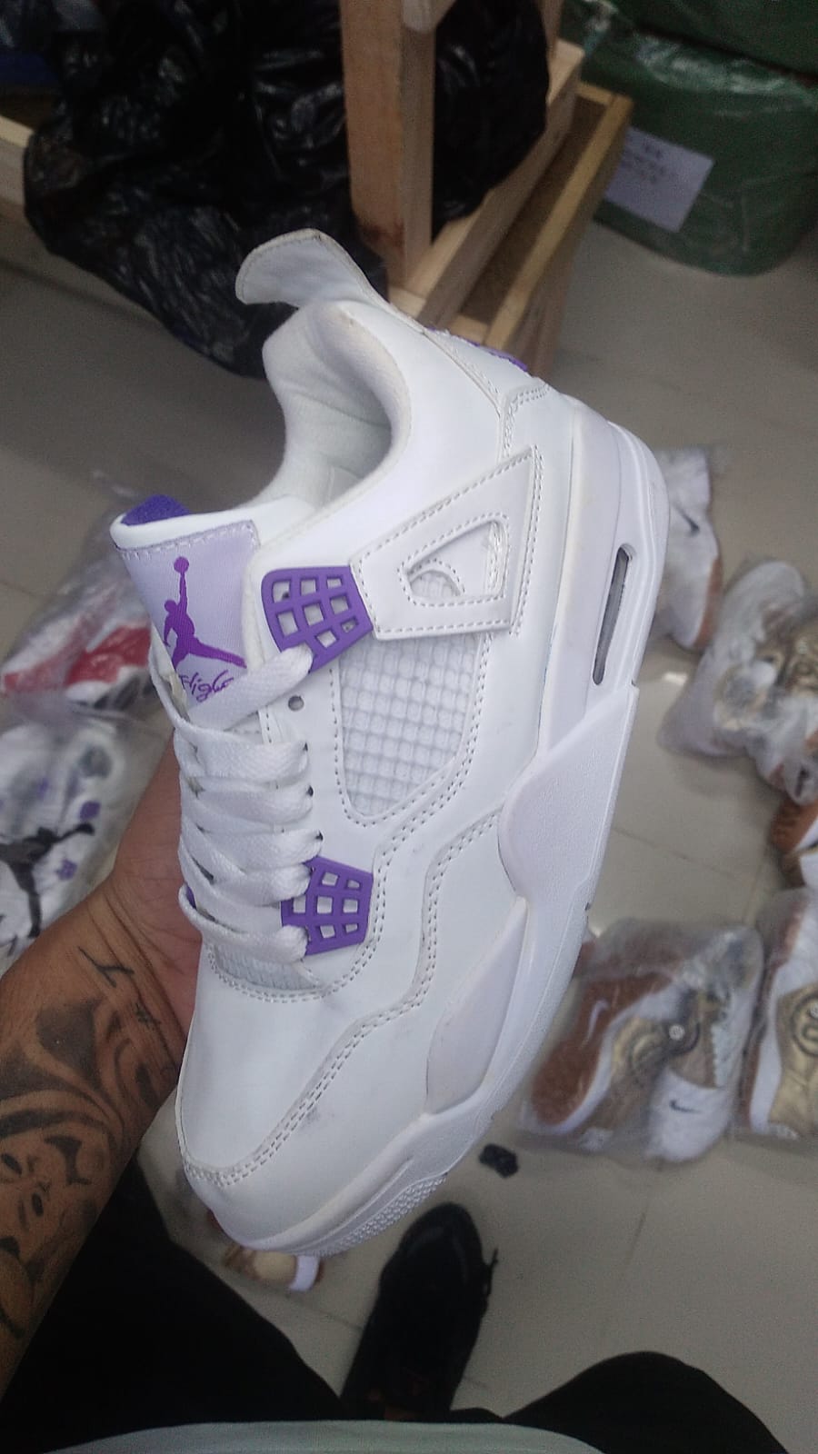 JORDAN RETRO 4 BLANCO LILA PROMO MASTER