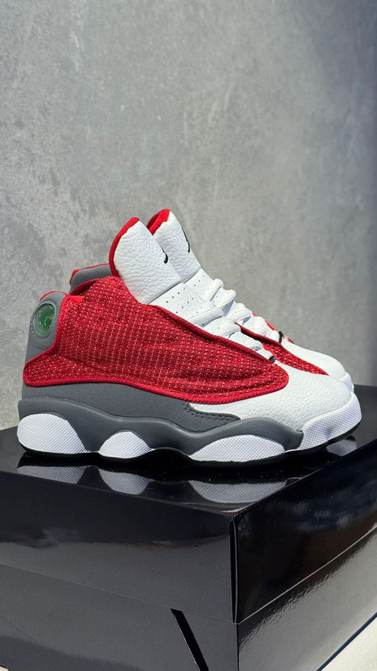 JORDAN RETRO 13 NIÑO BLANCA ROJA