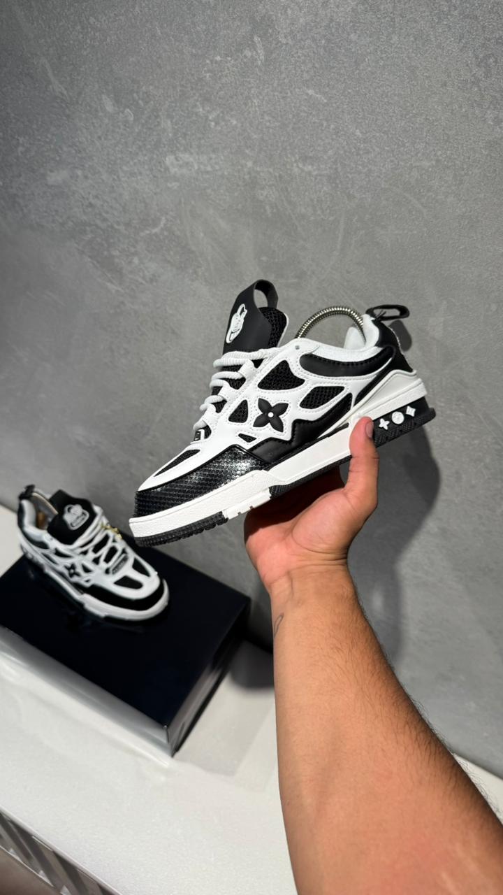 LOUIS VUITTON SKATE NEGRO CON BLANCO