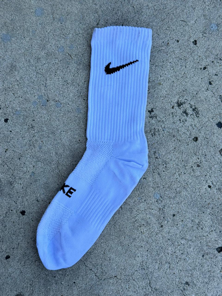 MEDIAS NIKE A MEDIA PANTORRILLA