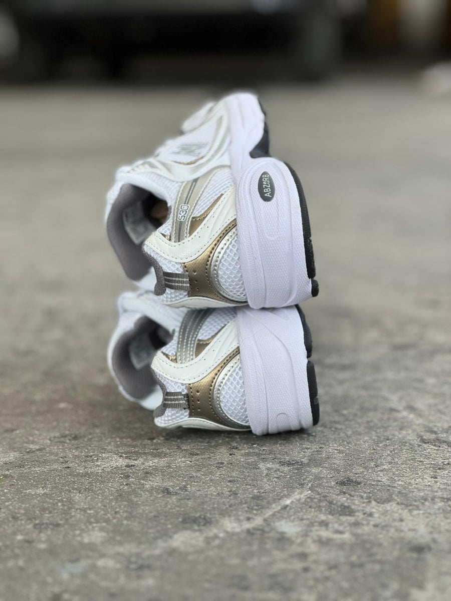 NEW BALANCE 530 PLATA