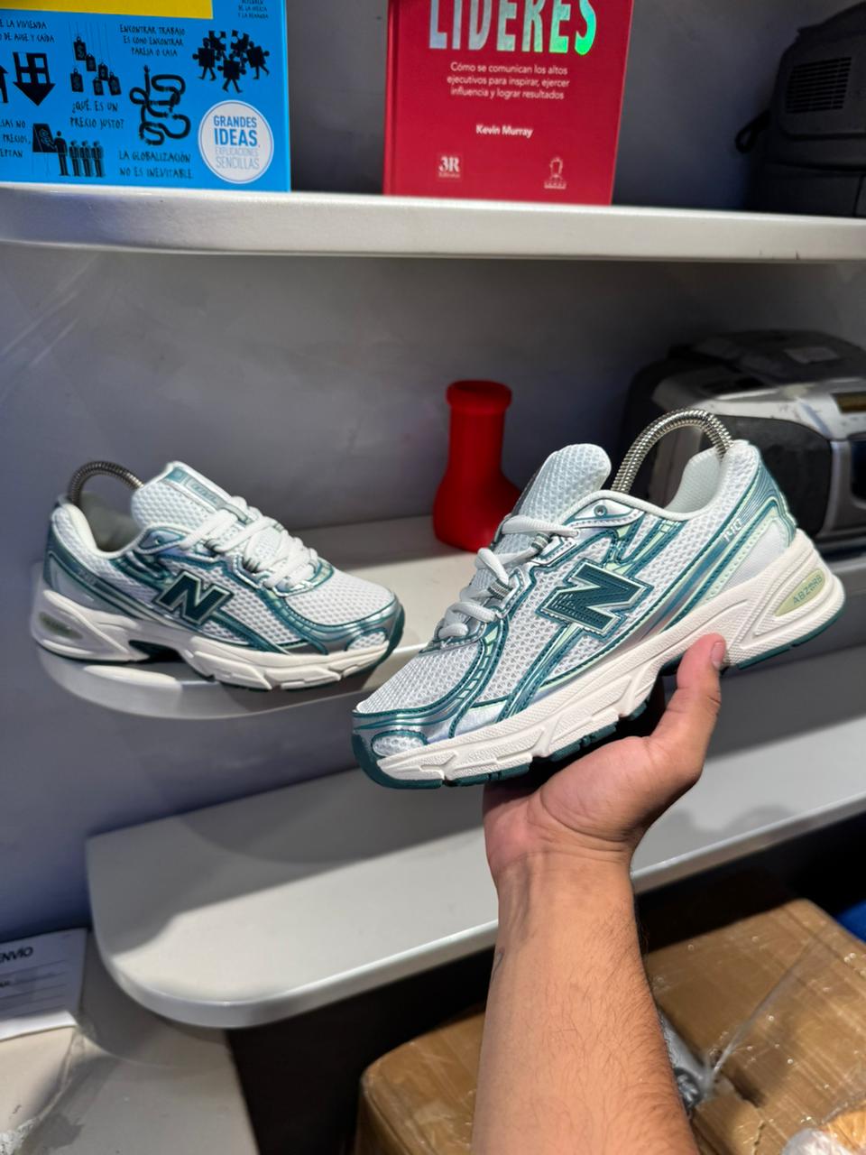 NEW BALANCE 740 PLATA VERDE