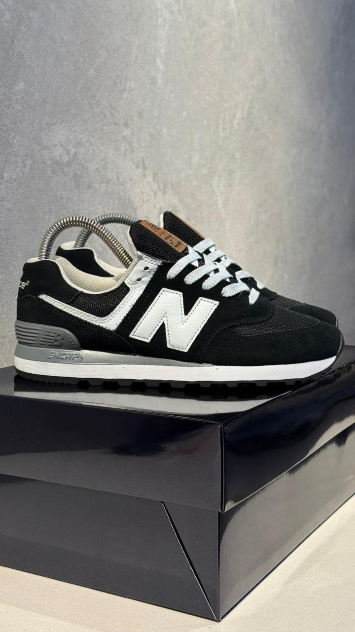 NEW BALANCE 574 NEGRO