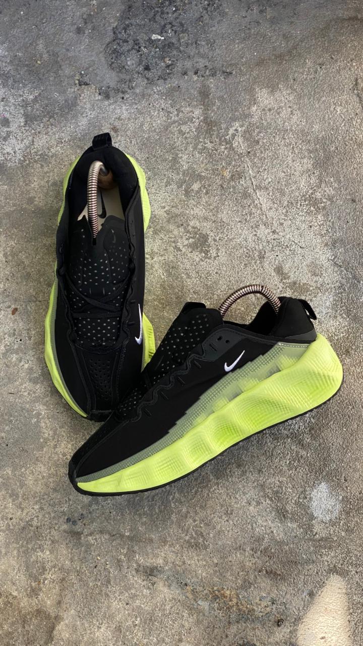NIKE AVA ROVER NEGRO VERDE