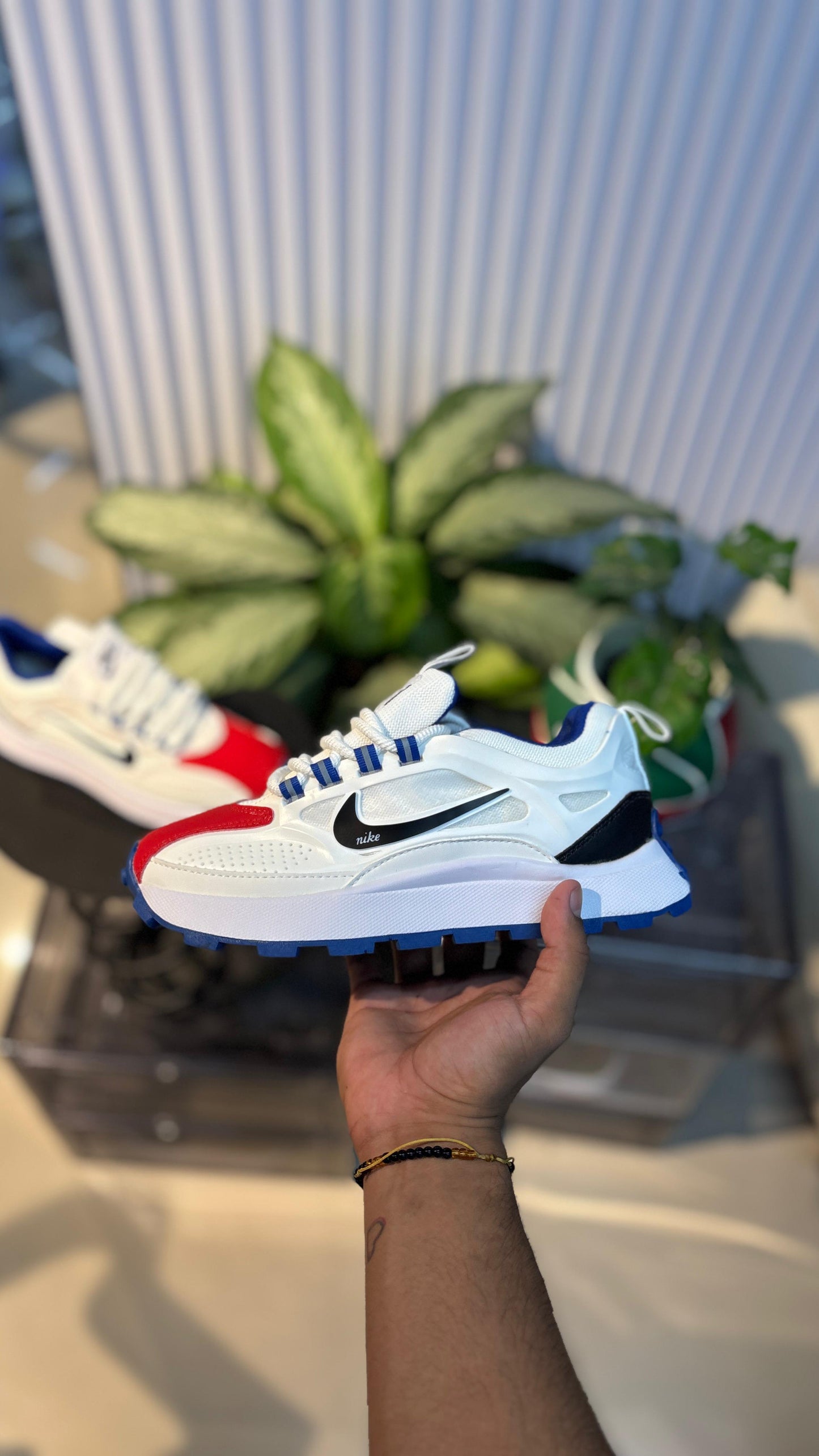 NIKE BALLELY JUNIOR BLANCO AZUL
